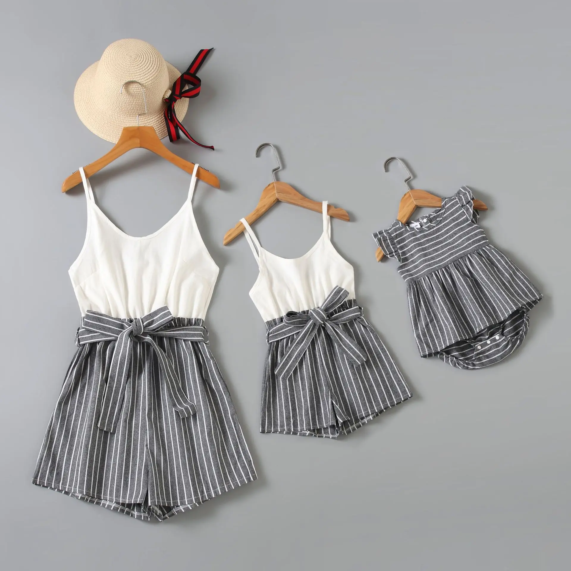 

Qunq Summer New Stripe Condole Belt Patchwork Parent-Child Jumpsuit Mom And Daughter Matching Clothes Fashion Casual Outfit