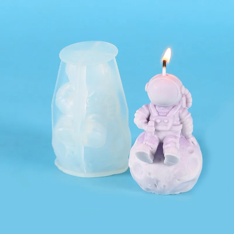 

3D Astronaut Scented Candle Silicone Molds for DIY Lunar Human Aromath Soap Cosmonaut Chocolate Cube Mould Home Decoration