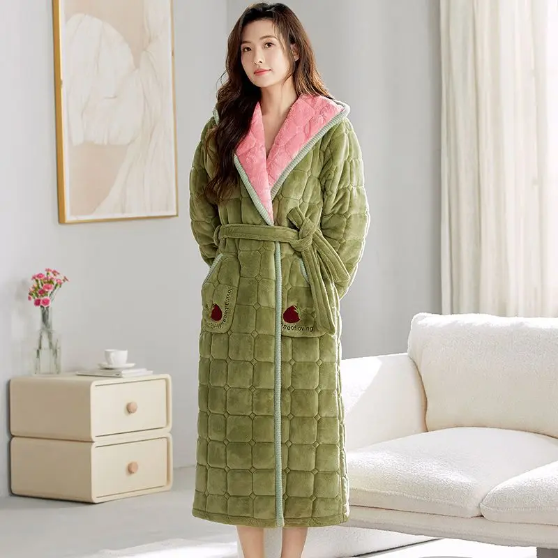 Женская фланелевая ночная рубашка зимний кашемировый утолщенный трехслойный