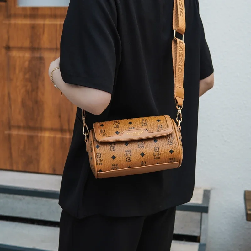 Рисунок 2 - Модная сумка через плечо для женщин