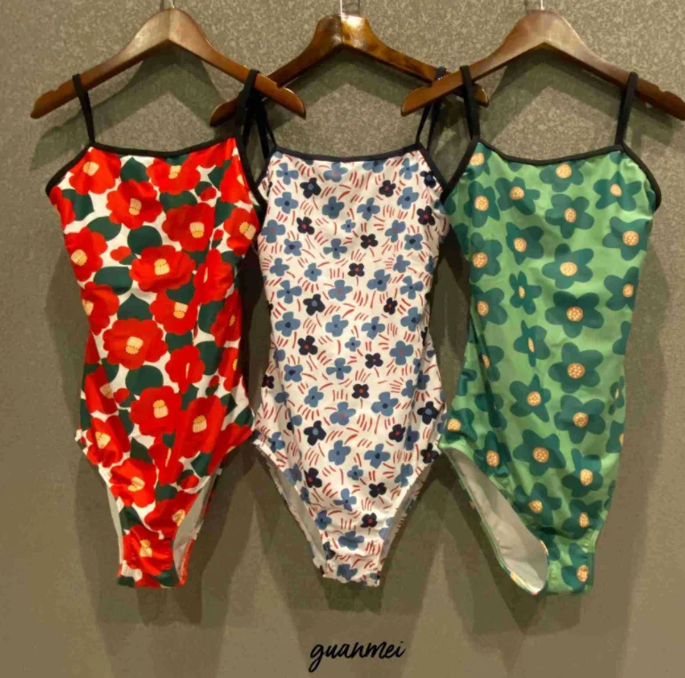 

2022ins wind floral one-piece swimsuit ladies Japanese and Korean girls retro backless sexy hot spring bikini