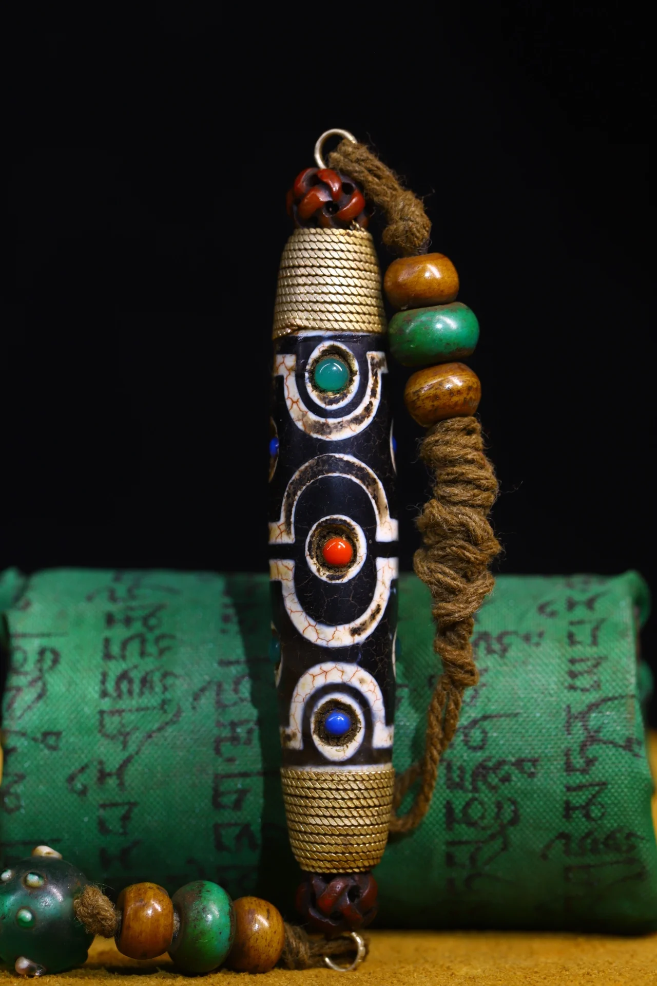 

4" Tibetan Temple Collection Old natural agate filigree mosaic Gem Dzi Beads nine eyeballs Amulet pendant Town house Exorcism