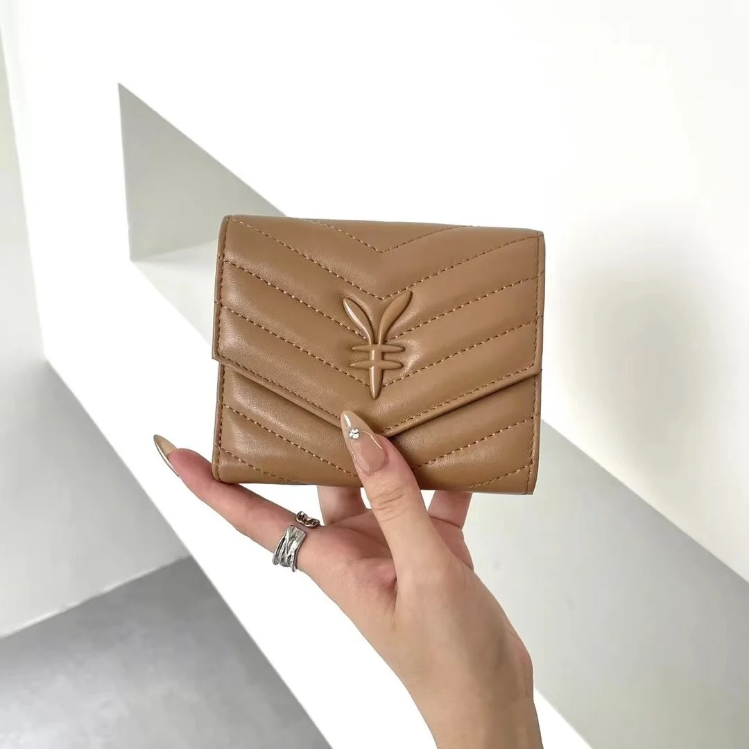 

Quilted V Lambskin Women Wallets Short Purse Brand Designer Genuine Leather Wallet Fashion 3-fold Female Billfold Card Holder