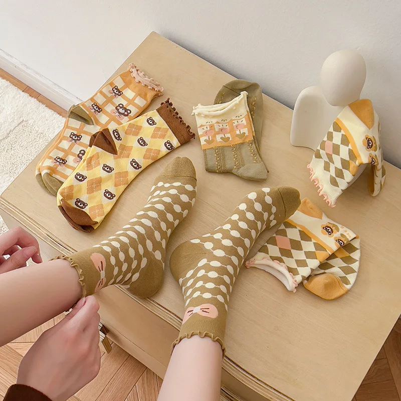 

Милые клетчатые носки в стиле ретро с ромбовидным узором, женские милые зеленые носки с агарическими кружевами, женские модные японские нос...
