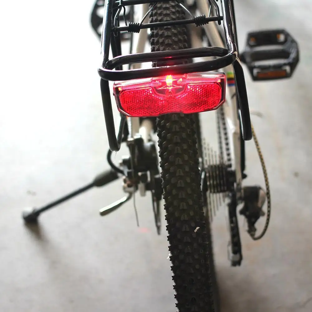 

Задний отражатель для велосипеда, задний отражатель для багажника велосипеда, без аккумулятора, алюминиевый сплав, светоотражающий задний ...