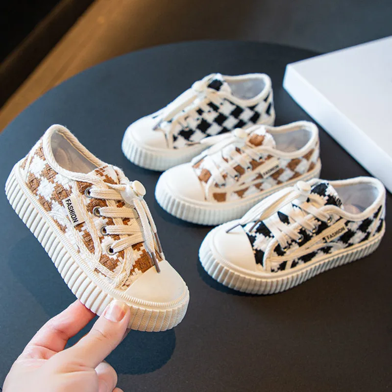 

Weave Kids Canvas Shoes Checkered Soft Bottom Breathable Sports Shoes For Children Fashion Slip On Anti Slip Boys Girls Sneakers