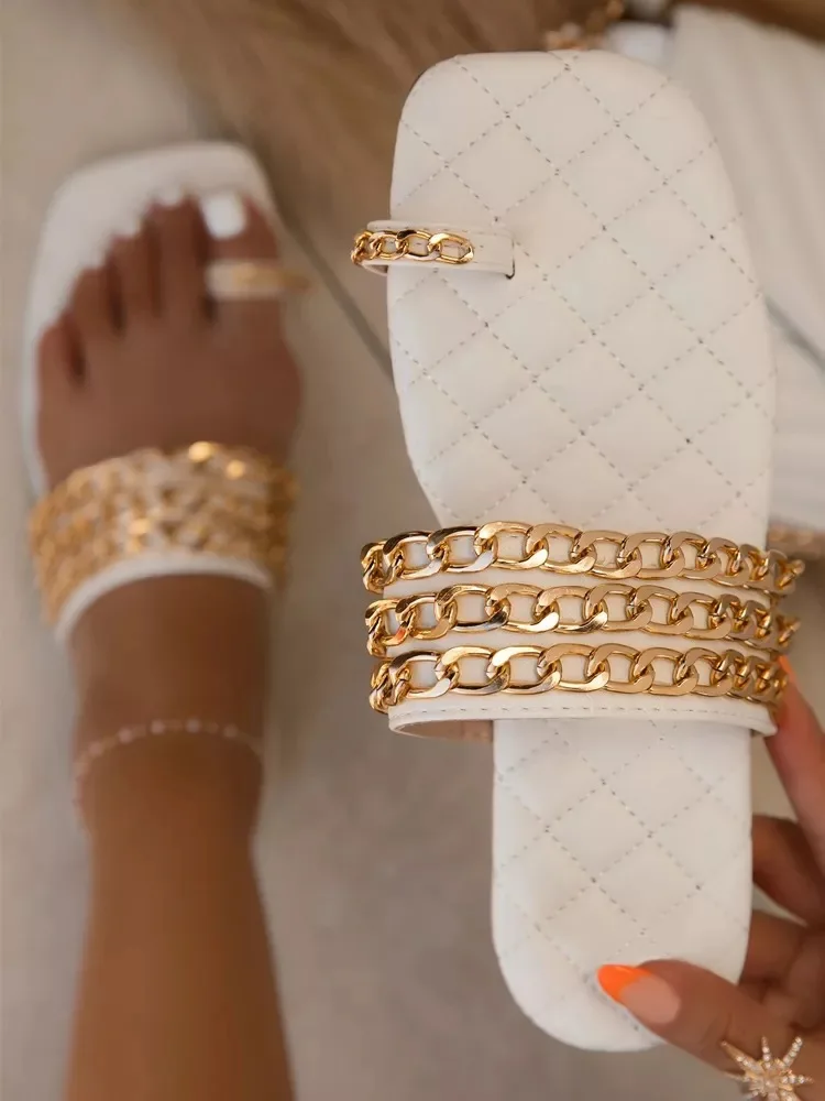 

2022 Women Summer Weave Slides Chain Decorative Flip Flops Outdoor Sexy Casual Sandals Female Square Heel Slippers Plus Size 43