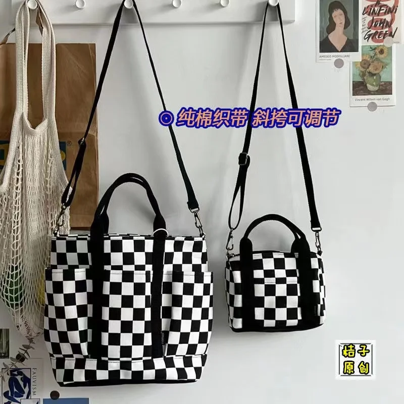 

Художественный дизайн 2022, новые модные сумки через плечо для женщин, шахматная сумка, роскошные сумки, женские сумки, клетчатая нейлоновая с...