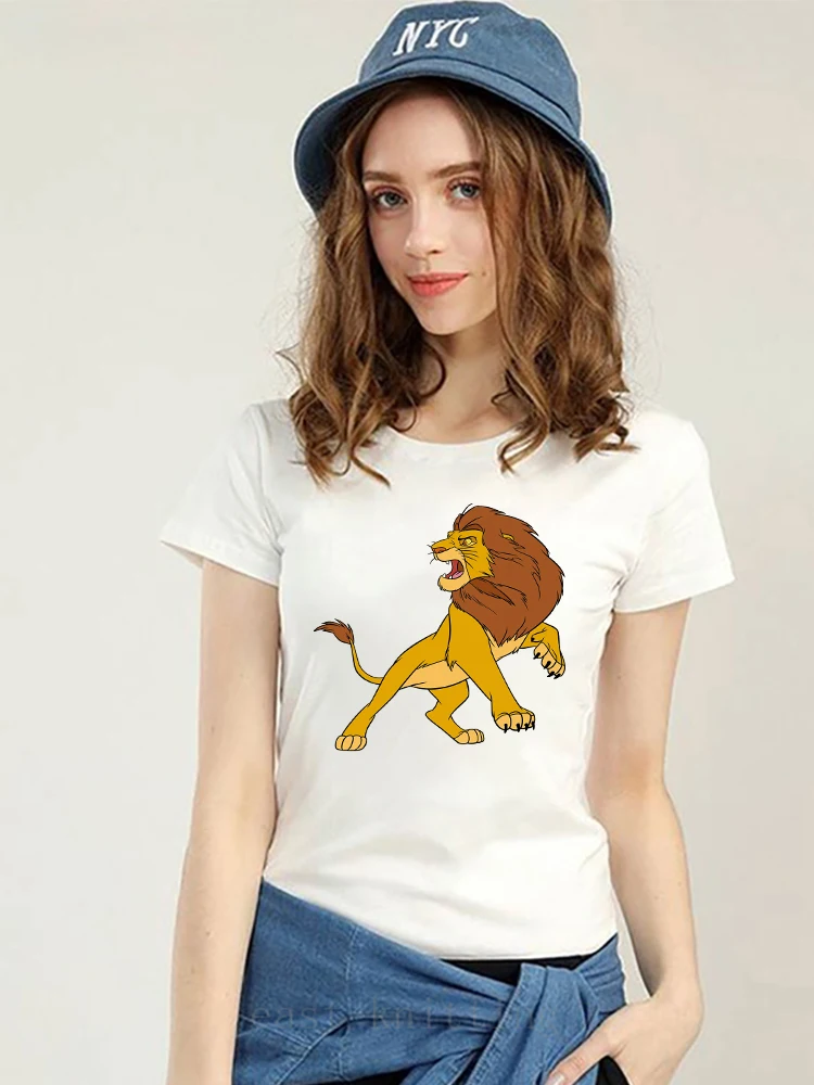 

Хипстерская женская футболка Simba в стиле Диснея, базовый Повседневный Топ в европейском стиле Харадзюку с королем льва, белая модная улична...