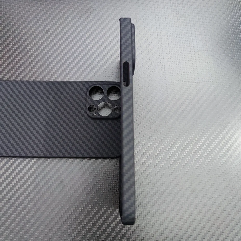 Ceny Dla IPhone14 13 12 11 Pro Max Obudowa Z Czystego Włókna Węglowego Cienki Otwór Kamery Cienkie Włókno Aramidowe Obudowa Telefonu Dla IPhone14 Plus 13 Mini