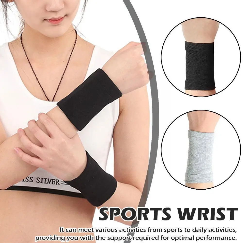 

A pair of wrist protectors to prevent sprain sports Basketball football Outdoor sports Suitable for men and women T8W0