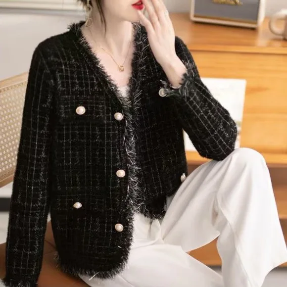 

2023Casual tweed coat, Autumn New V-neck Fringe Edge Coat Imitation Mink Fleece Student Short Sleeve Small Fragrant Knitted Card
