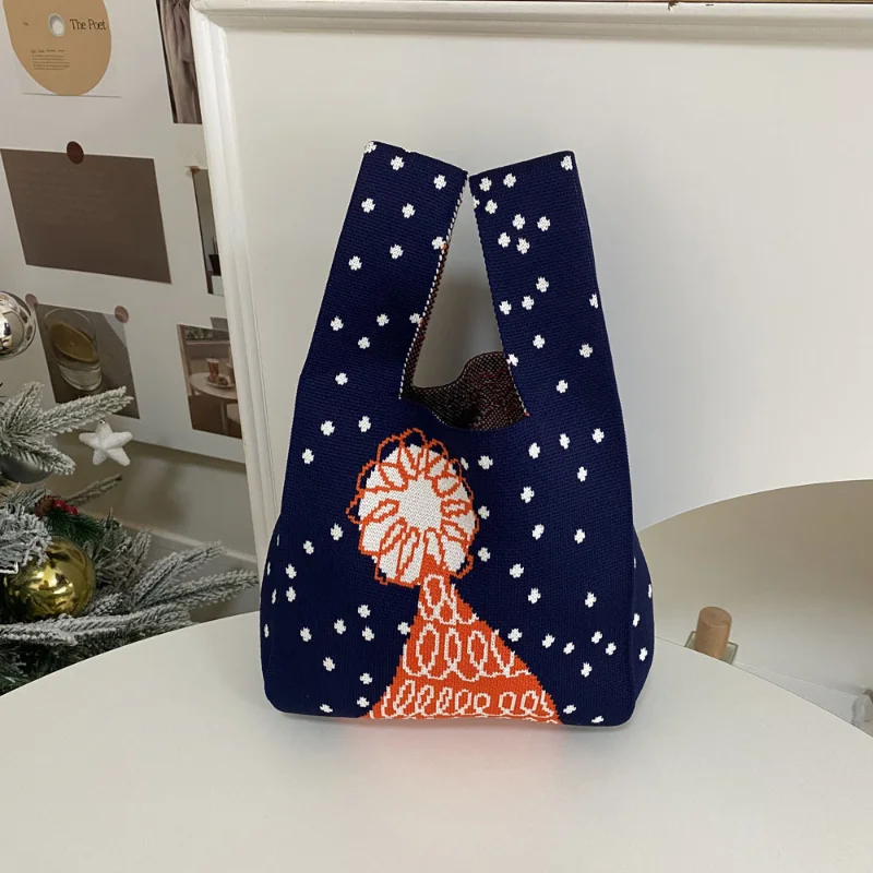 Merry Christmas Winter New Women's Knitting Handbag Designer Woven Small Wrist Bag Shopper Purses Ladies Clutch Christmas Gift