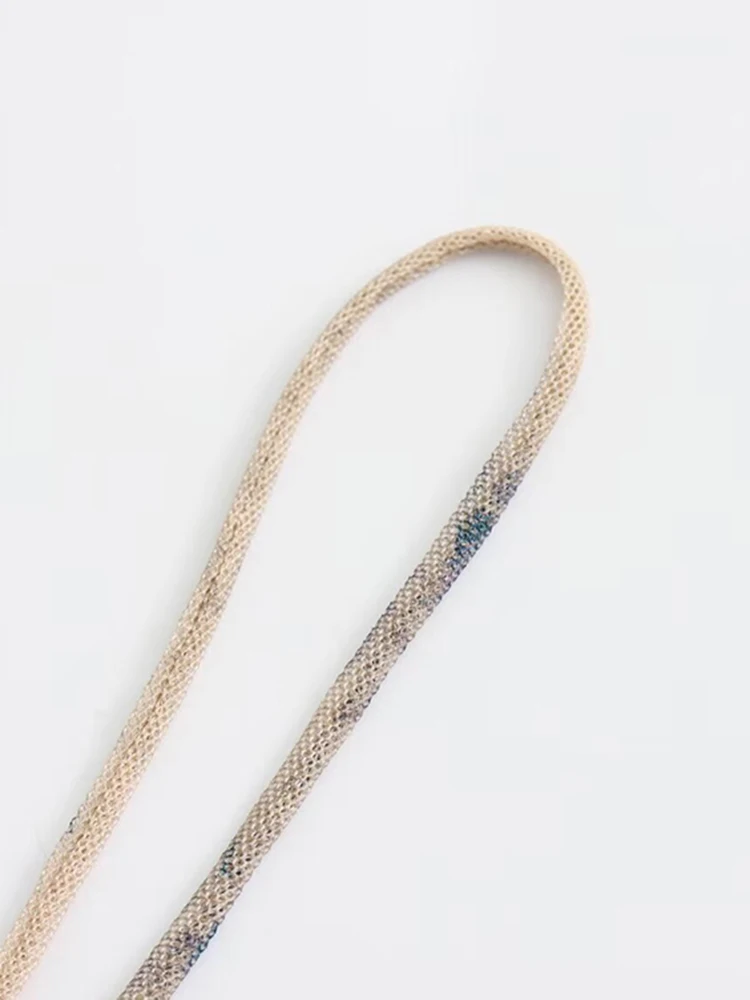 Женское облегающее платье с градиентным принтом на тонких бретельках