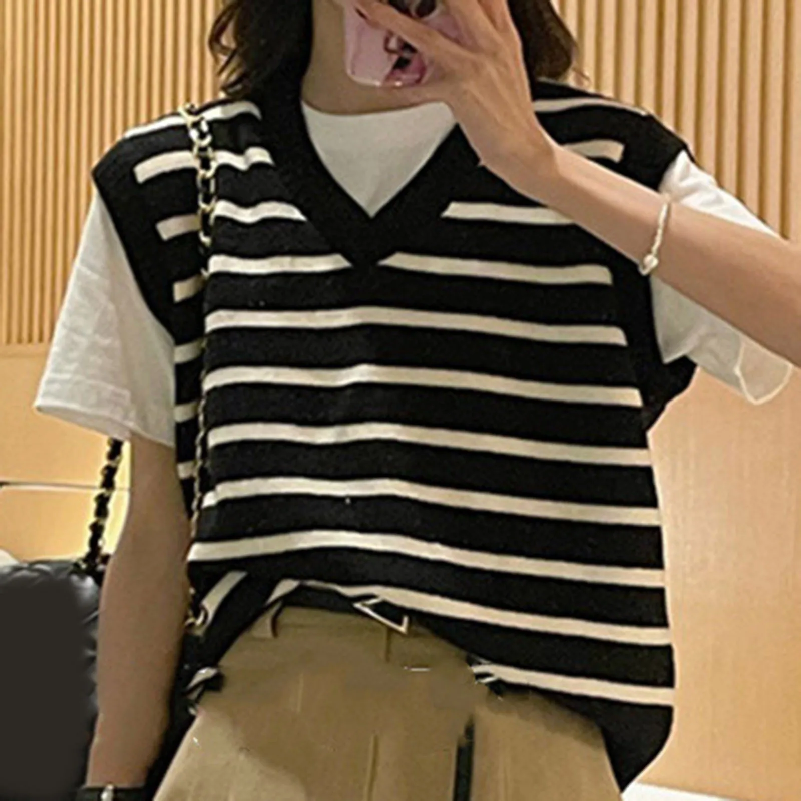 

2023 New Chic Korean Fashion Striped Waistcoat Knitted Vintage Sweaters Women Autumn Winter Wild Streetwear Harajuku Lady Vests
