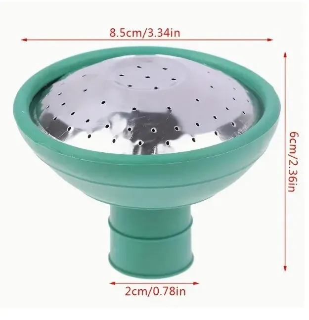 

Металлический садовый шланг с распылительной насадкой