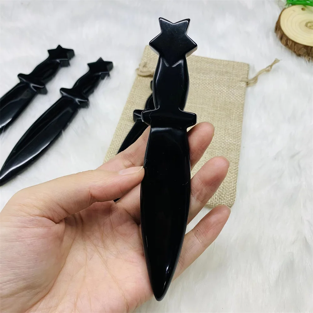 

Обсидиан, кинжал, украшение