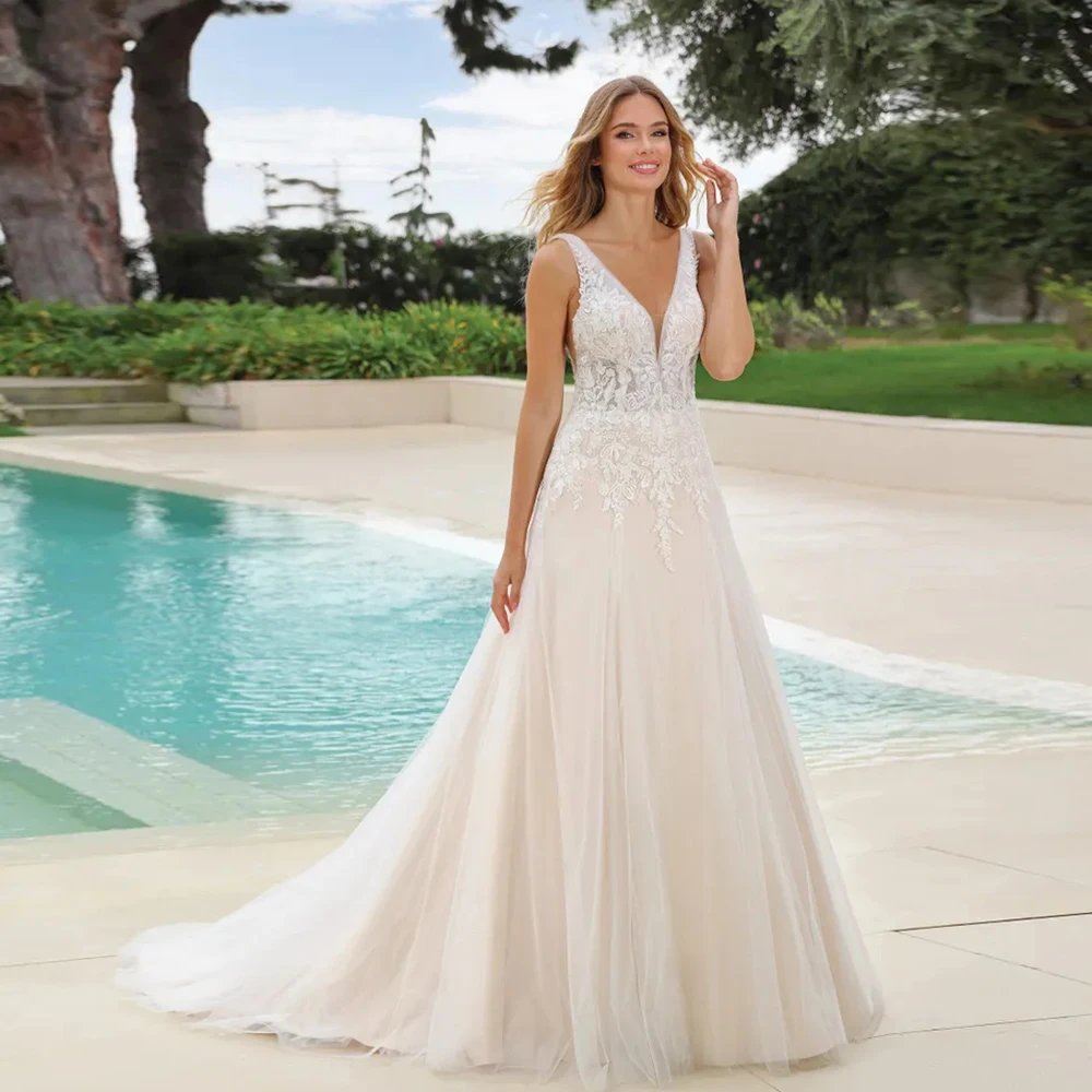 Женское кружевное свадебное платье It's yiiya белое с V-образным вырезом и шлейфом