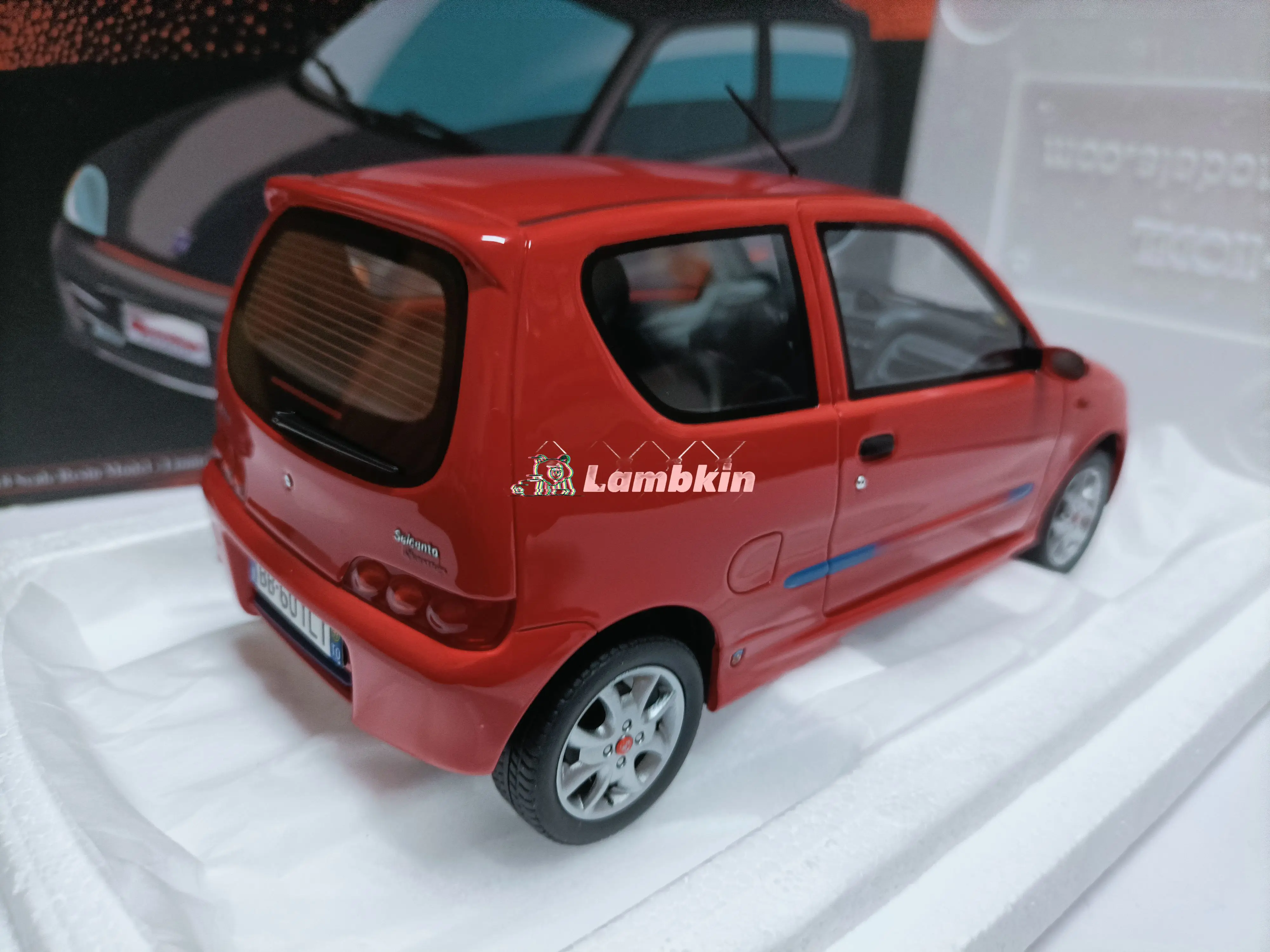 Laudoracing 1/18 Fiat Seicento Abarth 1998 Модель седана классические коллекционные миниатюрные