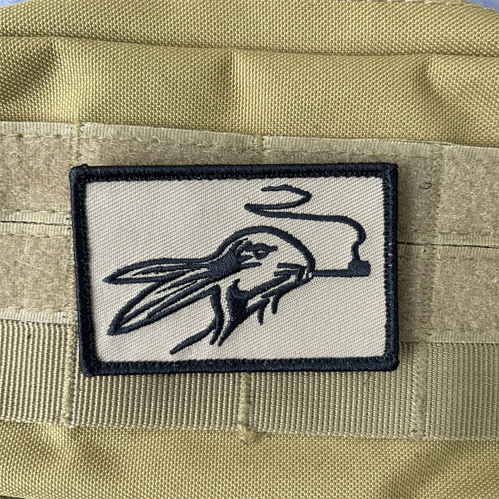 Вышитые нашивки с курительным Кроликом наклейки для одежды крючком и петлей