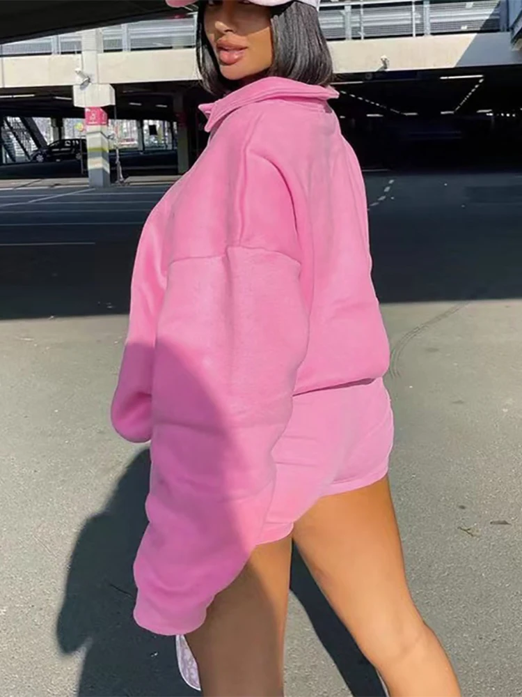 Женский спортивный костюм с капюшоном и шортами длинным рукавом