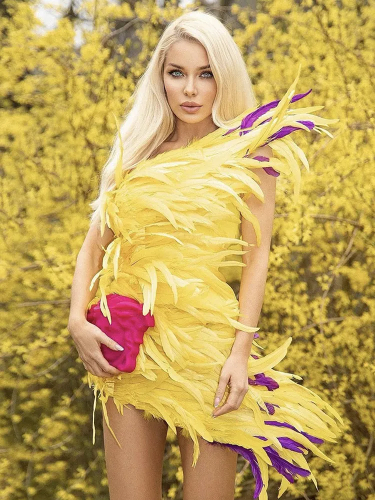

High Quality Women Summer Luxury Sexy One Shoulder Feather Yellow Mini Bodycon Dress 2022 Elegant Evening Club Party Dress