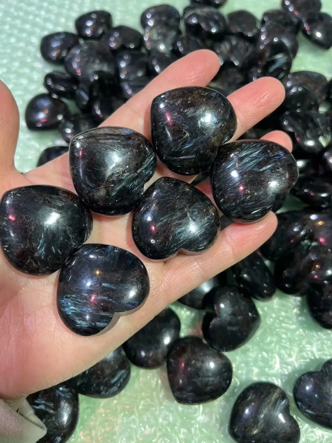 

Натуральный глаукофановый кварц, 1 шт., кристалл, подарок, Love Puffy, камень в форме сердца Love, исцеляющий кристалл