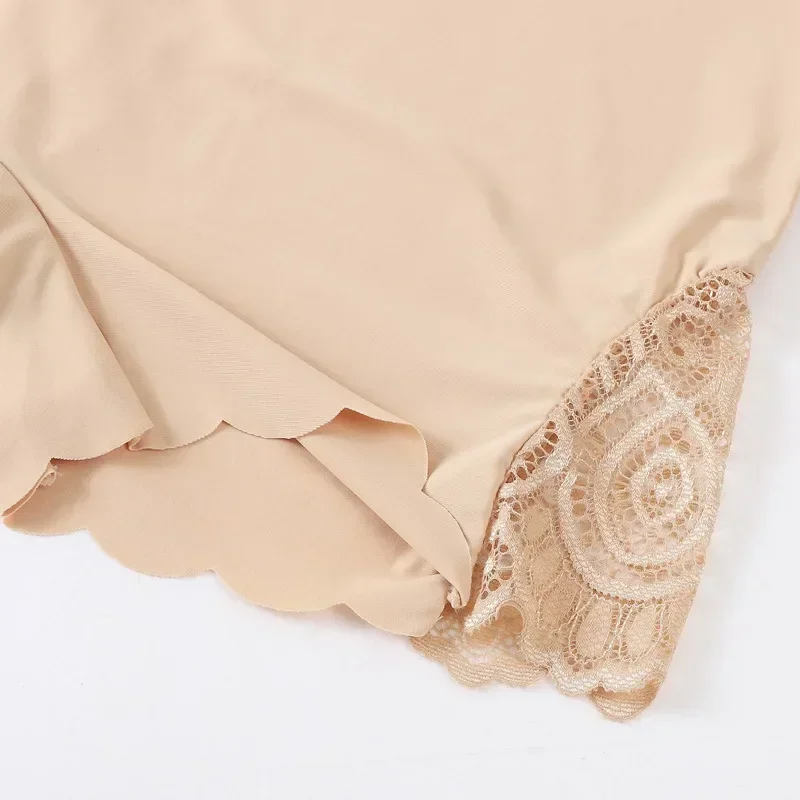 Сексуальные мягкие бесшовные защитные шорты с кружевными краями летние под