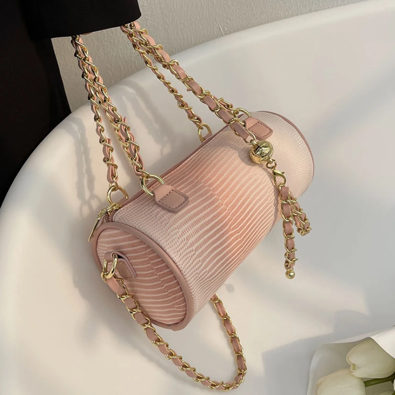 

Сумка Y2K в форме бочонка, сумки и кошельки 2022, модная брендовая сумка через плечо цилиндрической формы, Женская дорожная сумка-тоут на цепочк...