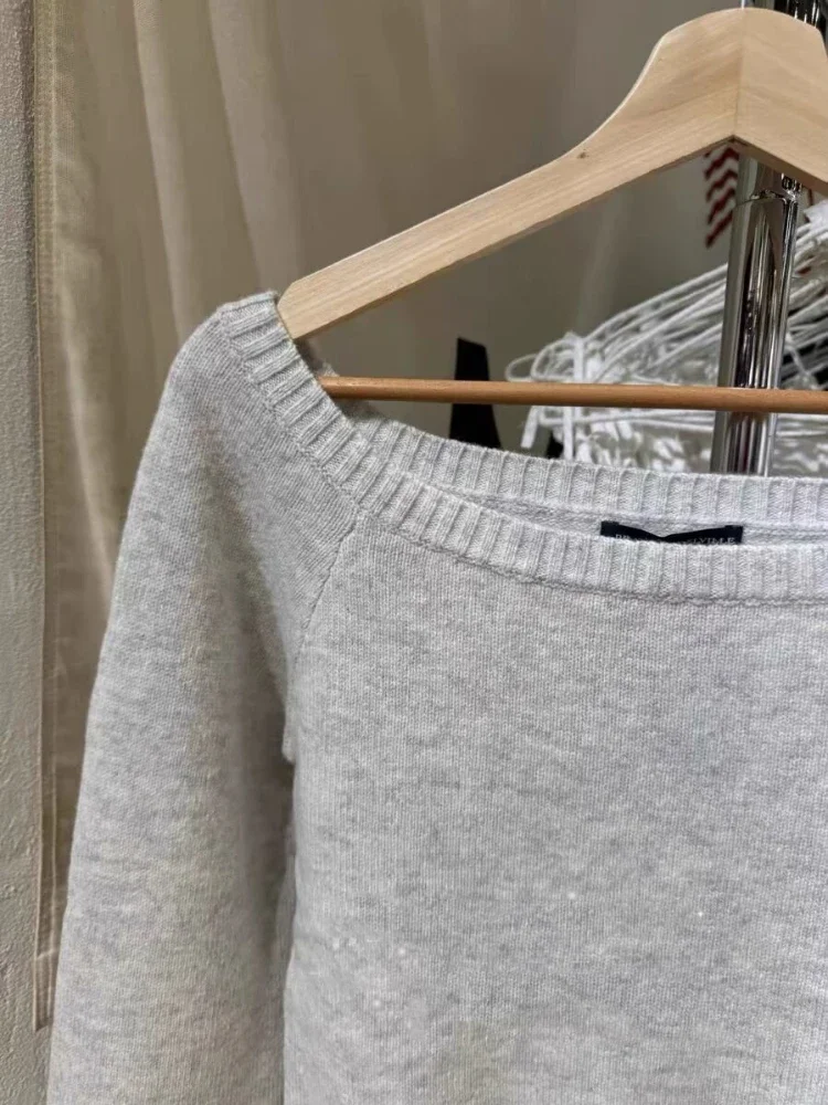 Вязаный топ на одно плечо для женщин осень 2024 серый с отделкой тонкий наклонным