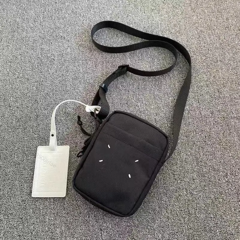 Luxury Margiela Crossbody Bag Men Women Luxury MM6 Functional Tactical Pack Nylon Cloth Simple Logo Fashion Casual Messenger
