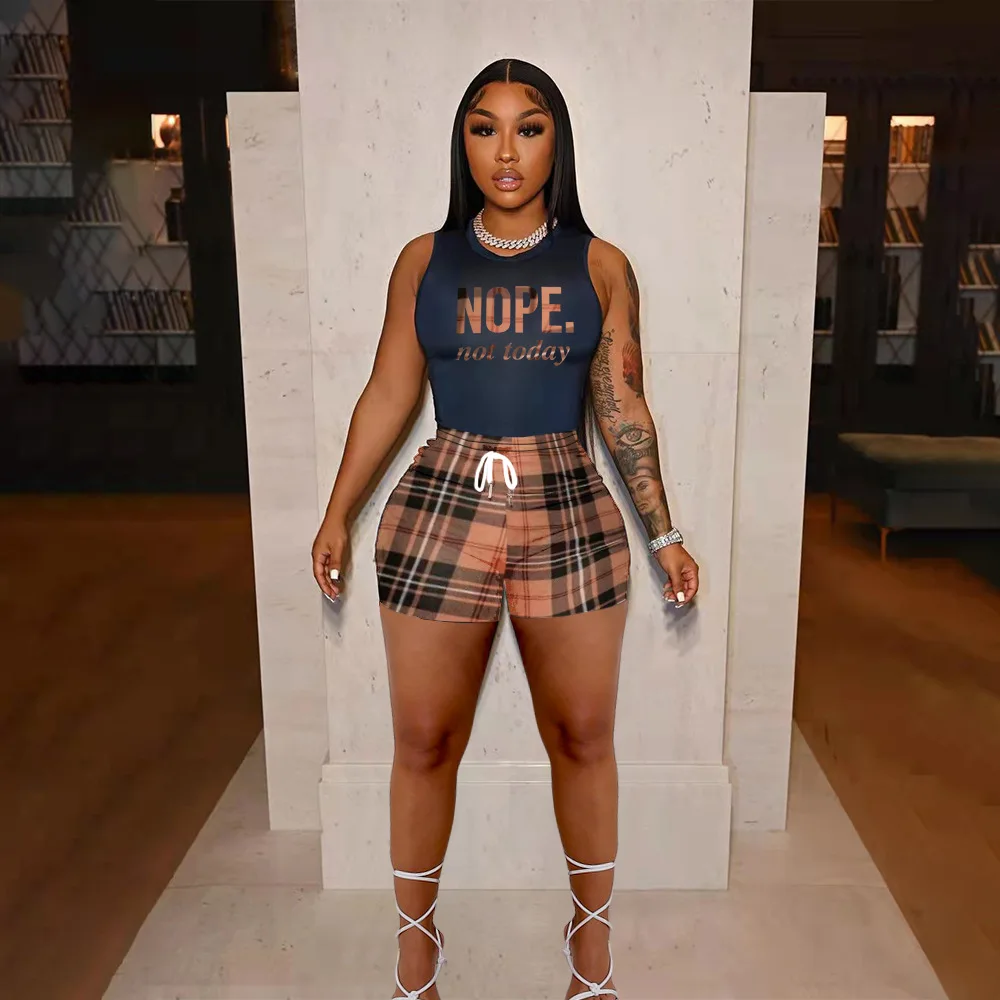 

Summer 2022 Fashion Plaid Two Piece Set Women Sleeveless Vest Top + Drawstring Shorts Matching Sets Club Party Outfits