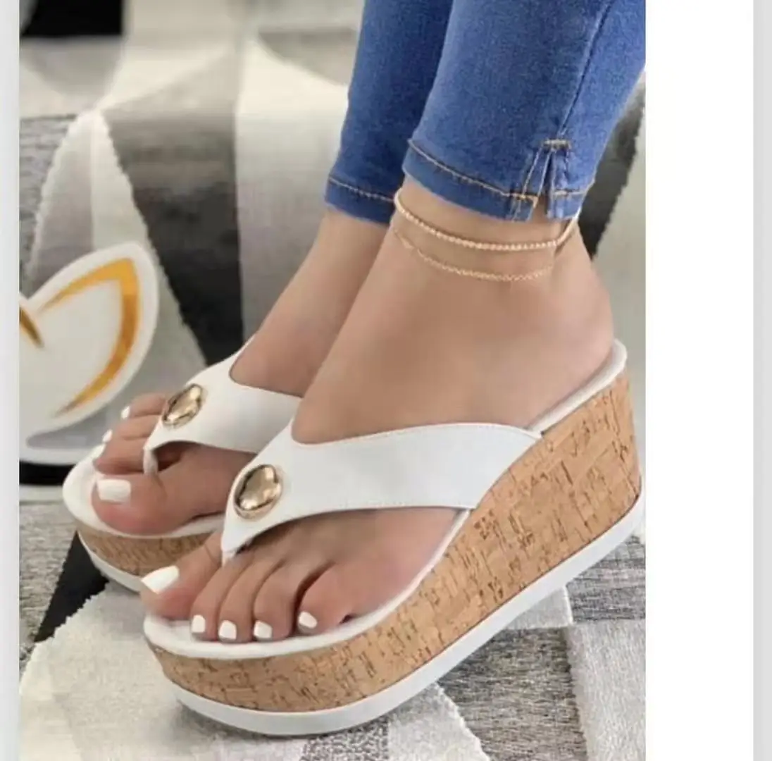 

Ethnic Women Slippers PU Wedges Round Toe Slip-On British Style Fashion Solid Rome Street Style Classics Sexy Shoes For Women