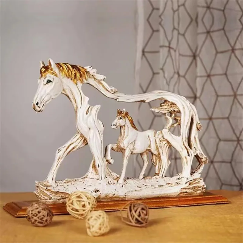 

Galloping Horse Desktop Figurine Gorgeous Artwork Micro Decor Standing Resin Horses Statue Office Desktop Bookshelf Decoration