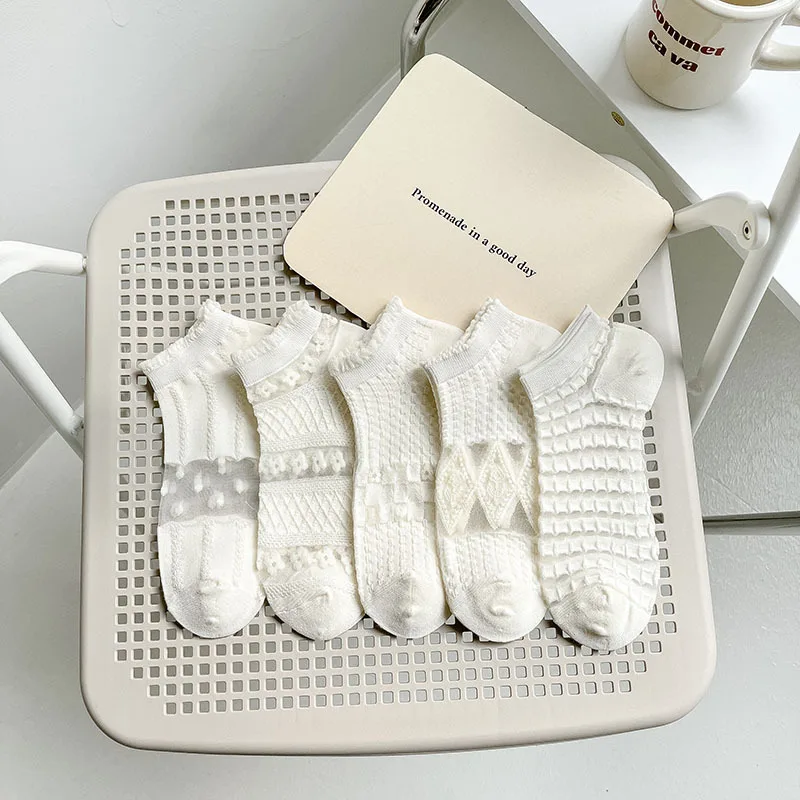 

1 пара модных дышащих хлопковых удобных коротких носков для девочек, женские однотонные милые носки-лодочки с кружевом и цветами в студенче...