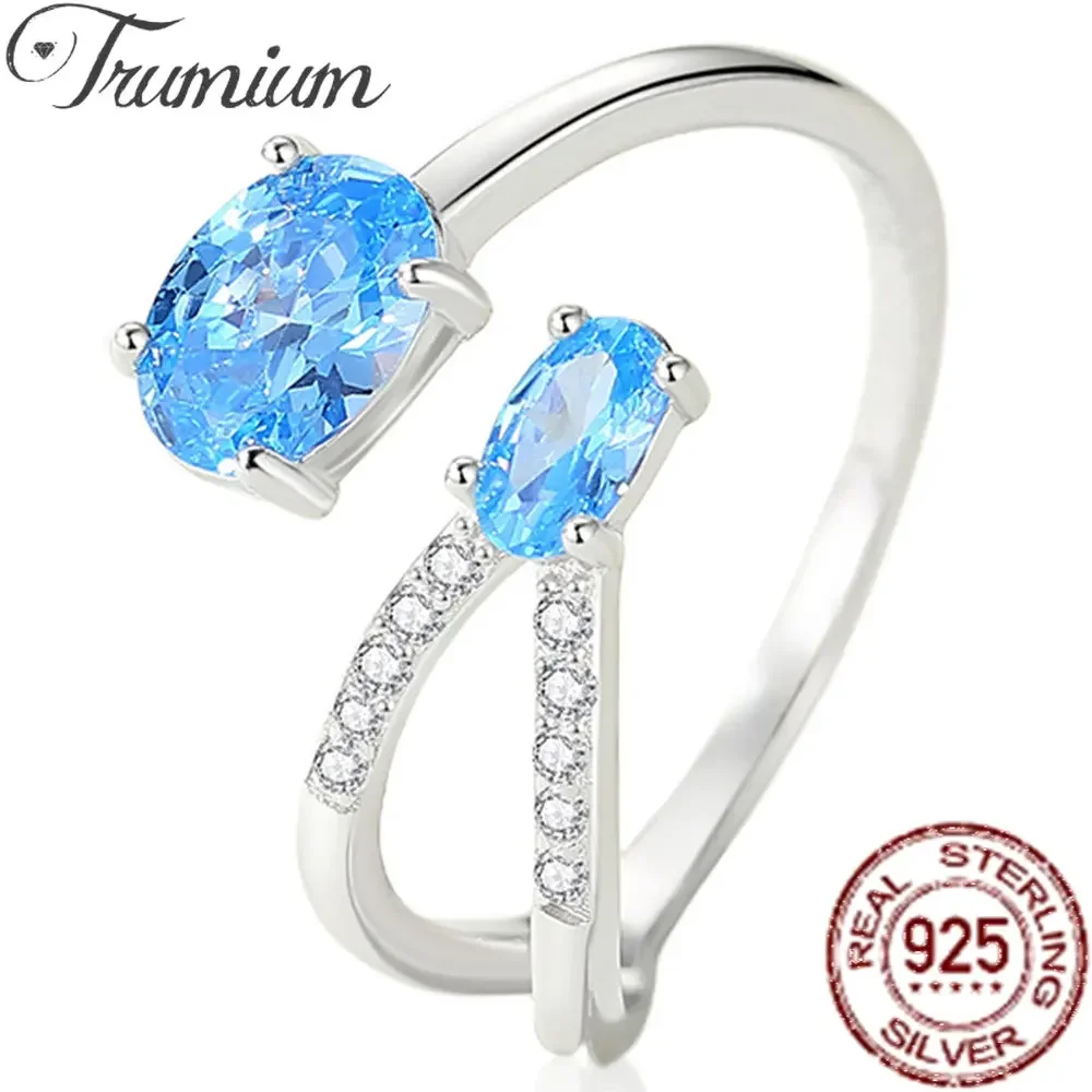 Кольцо женское из серебра 925 пробы с синим геометрическим крестом