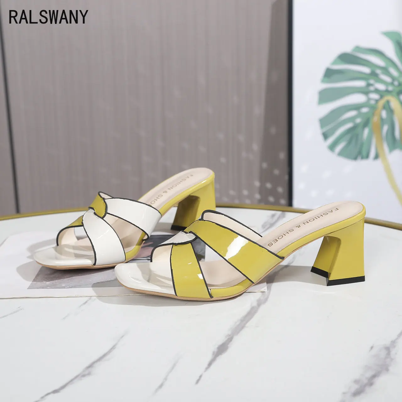 Summer Fashion Women Shoes Simple Square Heeled Banquet Luxury Sandals Women Designers Chausures Femme High Heels