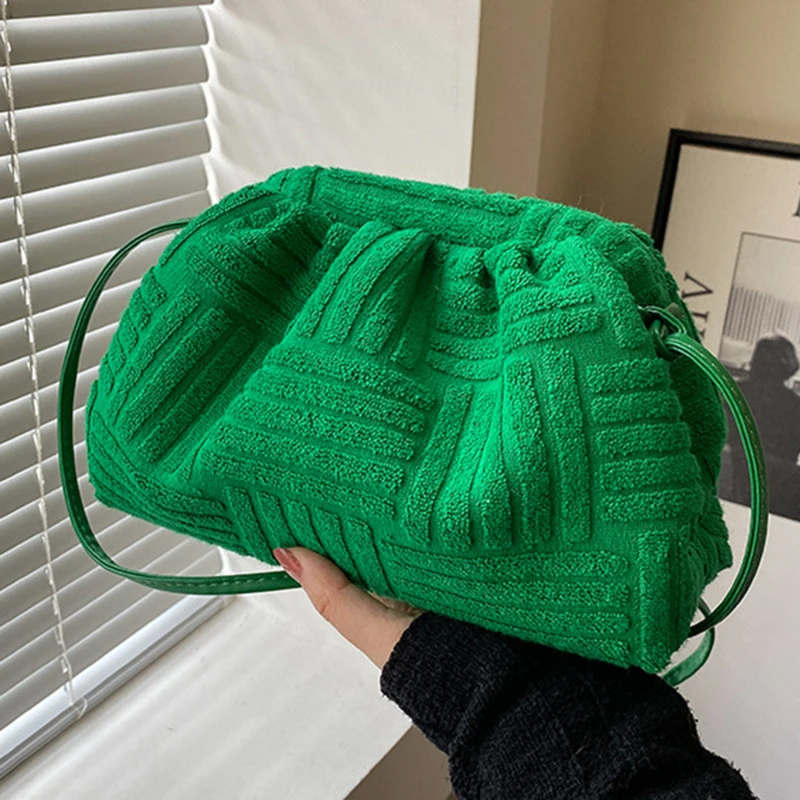 

Роскошный женский клатч с рельефным тиснением, новинка 2022, сумка большой вместимости, полосатая универсальная сумка-мессенджер на одно пле...