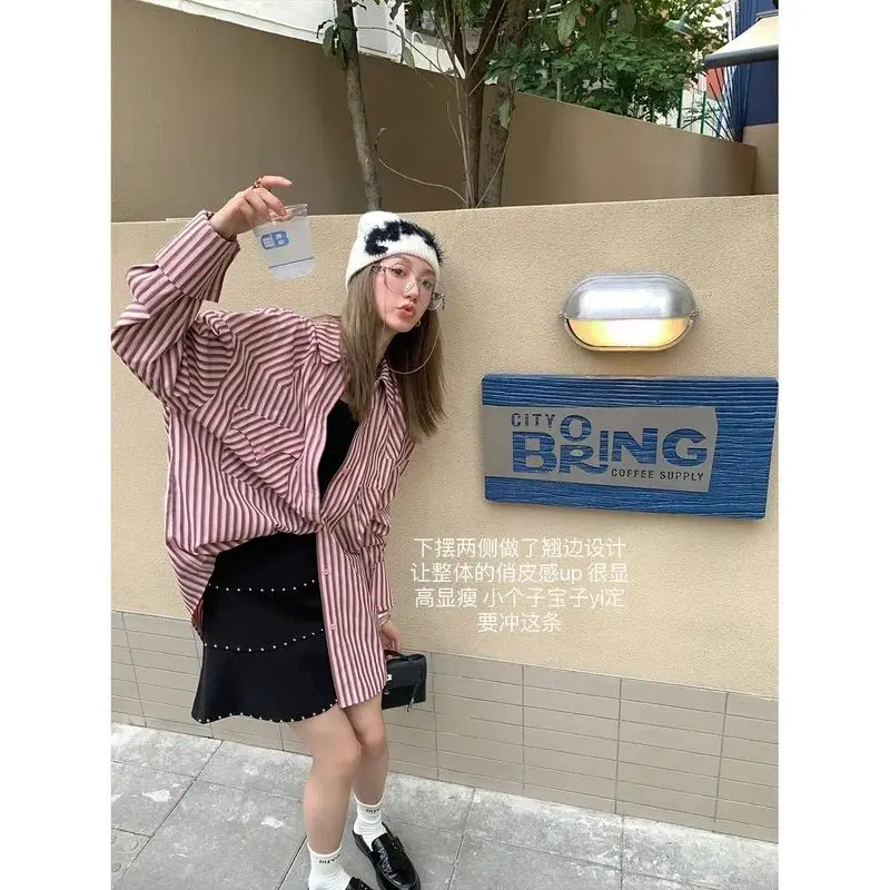 Черная женская юбка с заклепками новый осенний дизайн короткая утягивающая