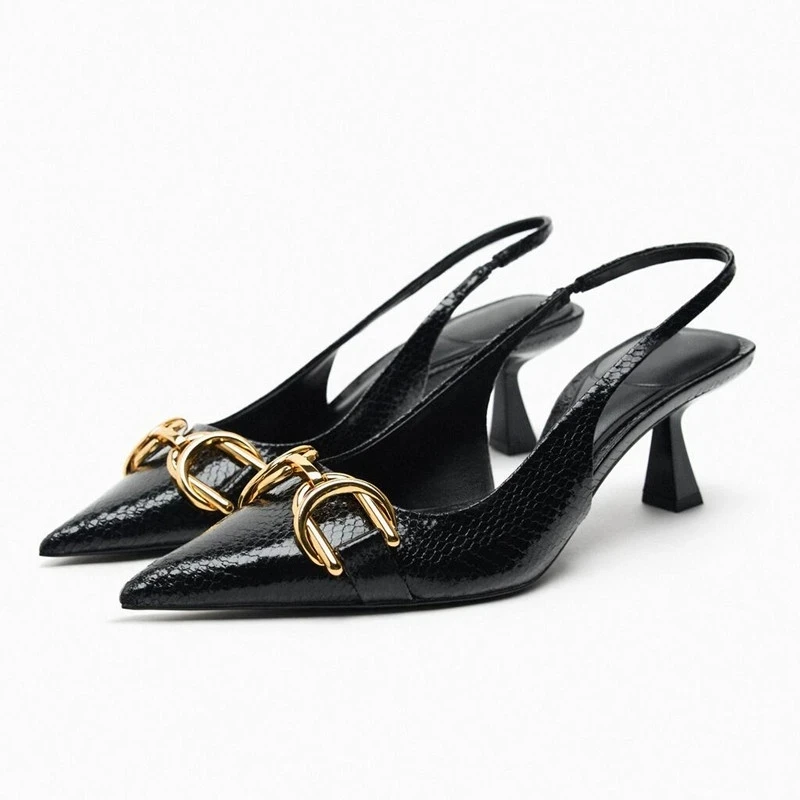 

Женские кожаные босоножки на высоком каблуке TRAF, черные элегантные офисные босоножки с острым металлическим украшением, туфли с ремешком на пятке для лета, 2023