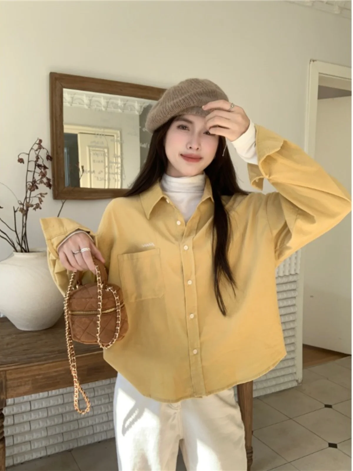 Корейские вельветовые синие рубашки с вышивкой женские весенние 2025 новый