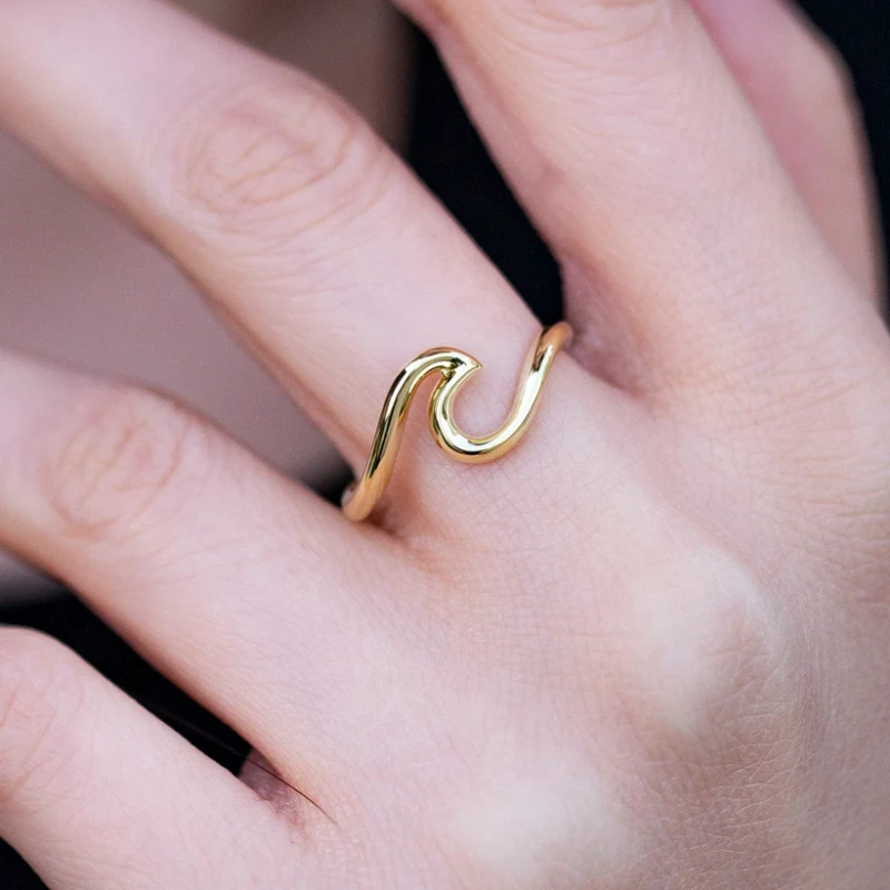 

European and American Simple Fashion Wave Ring Women Bohemian Stainless Steel Jewelry Fine Jewelry for Woman Aesthetic Rings