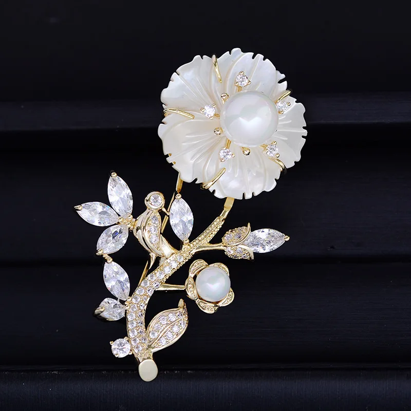 

Shell Peony Brooch Fashion Copper Inlaid Zircon Brooch Elegant Temperament High-end Luxury Heavy Industry Corsage