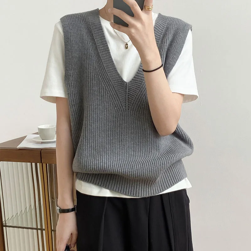 

V-Neck Knitted Sweater Vest Women Autumn Winter Female Loose Cuff Sleeveless Sweater Tops Casual Pulllover Truien Dames 23862
