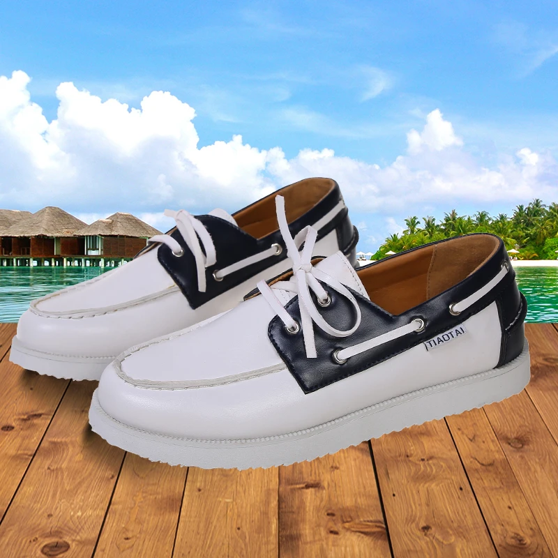 Женские кроссовки с вулканизированной подошвой на шнуровке спортивная обувь