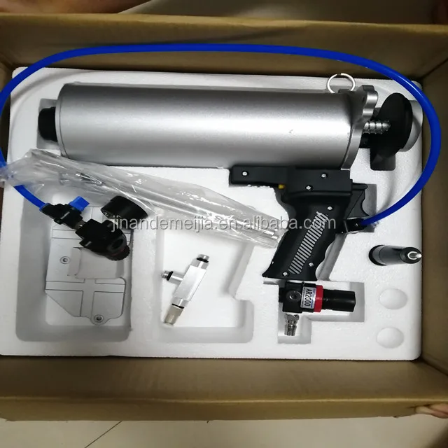 

Portable polyurea elastomer cartridge sprayer