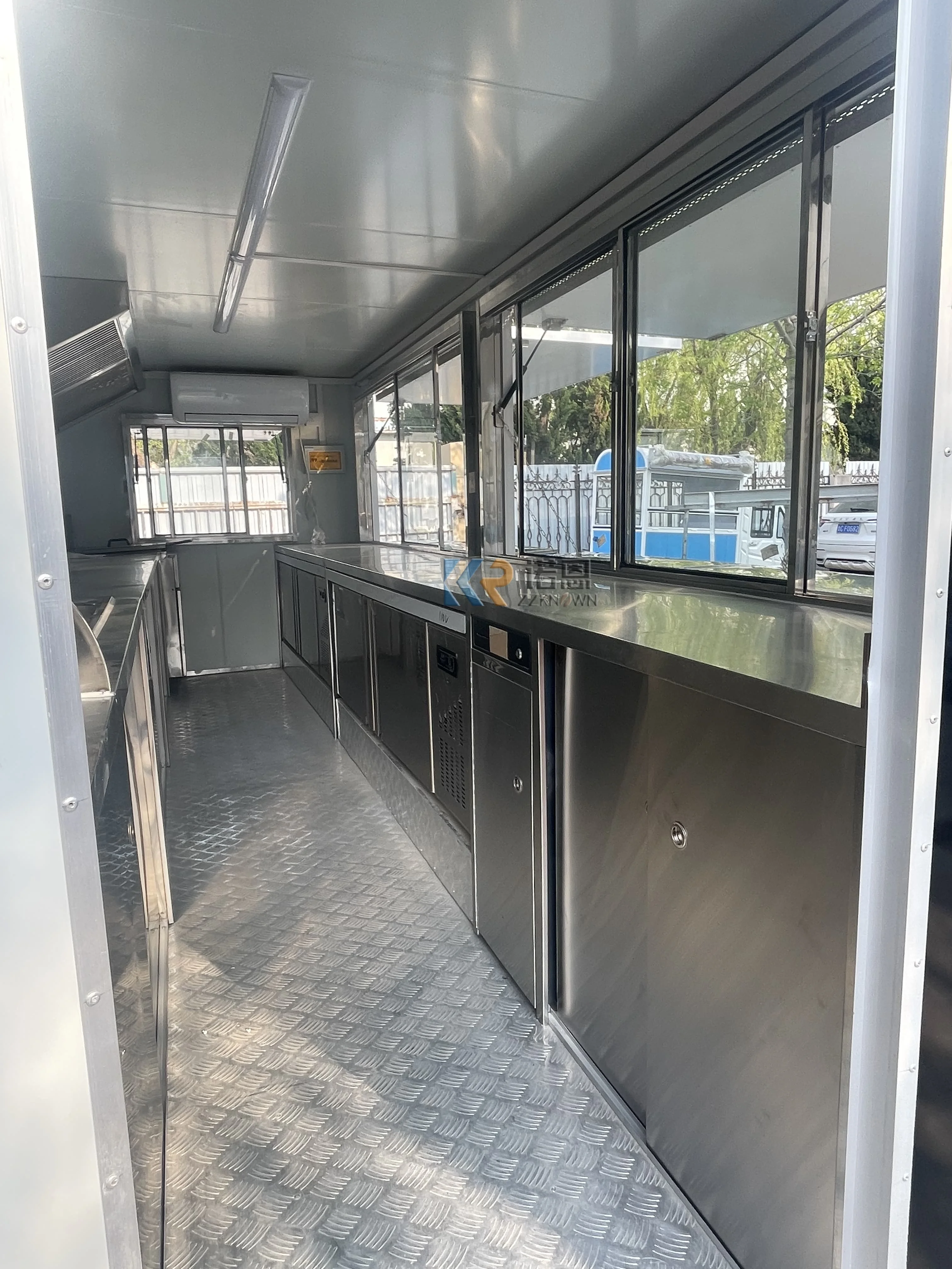 Квадратная модель OEM 5 м полностью оборудованный грузовик для еды индивидуальная