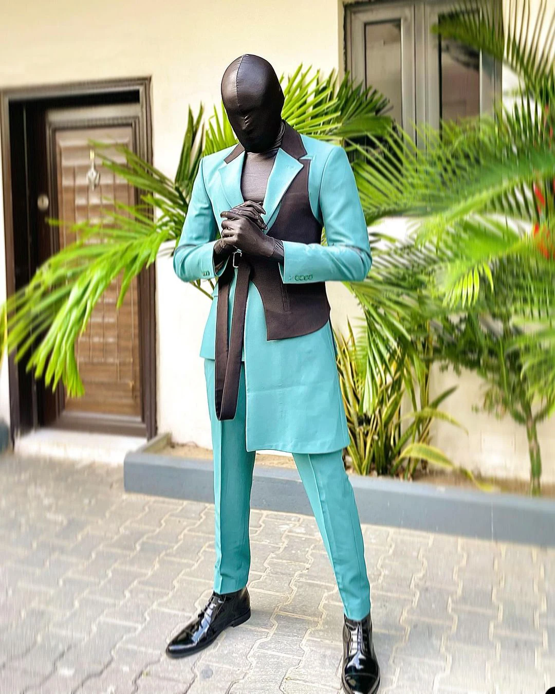 Рисунок 2 - Костюм мужской облегающий синего цвета из 2 предметов