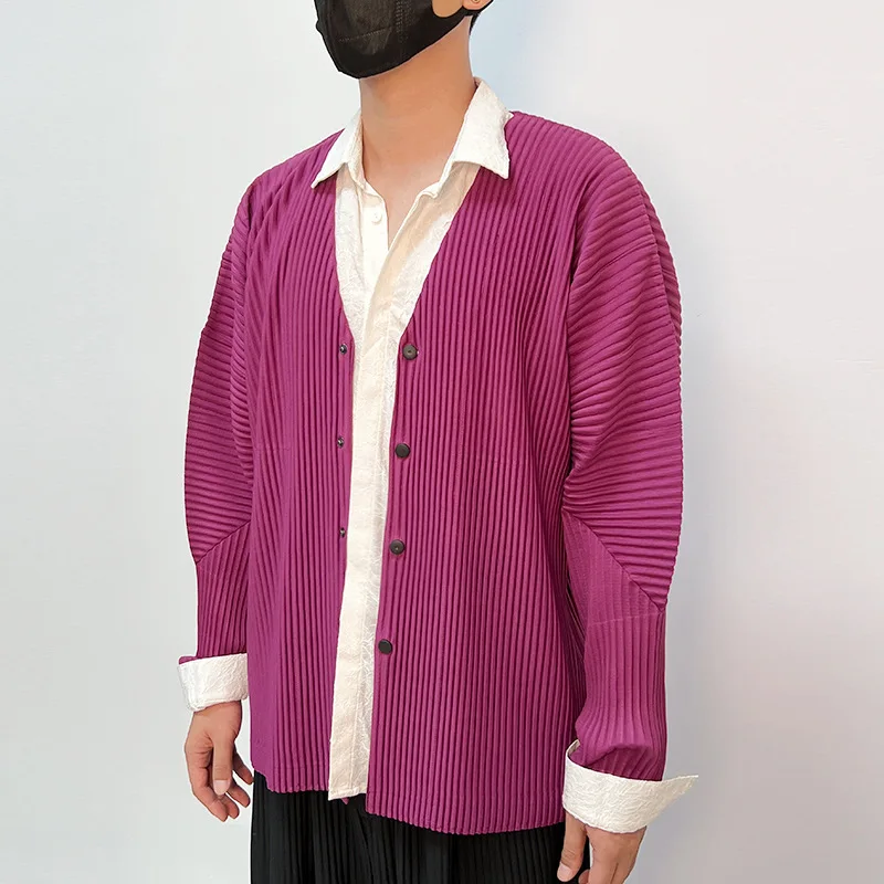 Spring men's pleated sweater cardigan jacket 2023 New Sanzhai fabric pleated vertical V-neck Korean men's jacket
