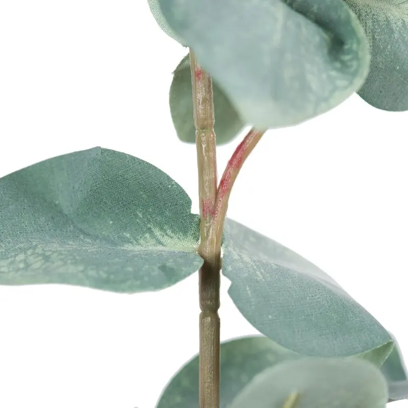 

Artificial Green Eucalyptus Spray. Includes 3 sprays per pack.